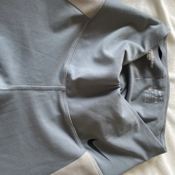 NWOT ankle length nike dry fit - Picture 2 of 3